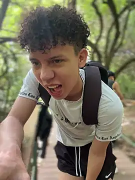 yoursexyjose online show from April 12, 2026, 6:13 pm