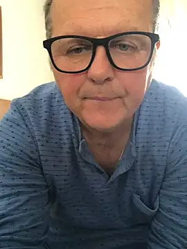 Snapshot of YachtCaptain10 chatting on February 2, 2026, 10:36 am YachtCaptain10 online show from February 2, 2026, 10:36 am