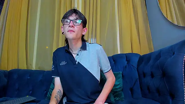 Snapshot of Jax_valentine chatting on February 17, 2026, 11:00 pm Jax valentine online show from February 17, 2026, 11:00 pm