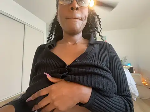 Anadia Starr online show from March 13, 2026, 12:50 am