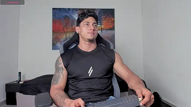 ryanwhite3 online show from April 21, 2026, 1:42 am