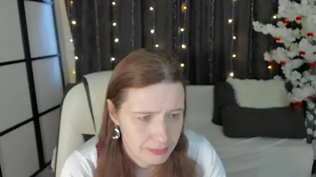 Snapshot of Kathrine_Meyer chatting on February 27, 2026, 2:00 am Kathrine Meyer online show from February 27, 2026, 2:00 am