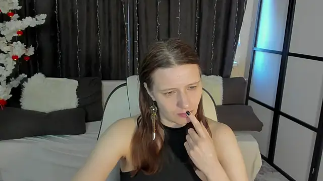 Kathrine Meyer online show from April 2, 2026, 2:09 am