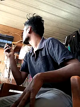 Snapshot of Krishna-10 chatting on February 5, 2026, 4:50 am Krishna-10 online show from February 5, 2026, 4:50 am