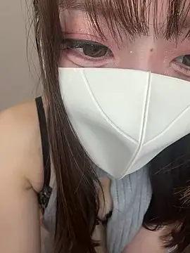 momo mm online show from May 30, 2026, 2:08 am