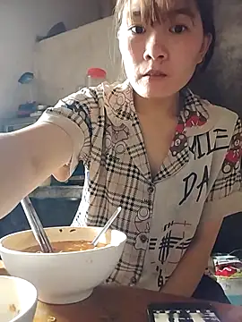 Queen-love45 online show from February 24, 2026, 5:16 am