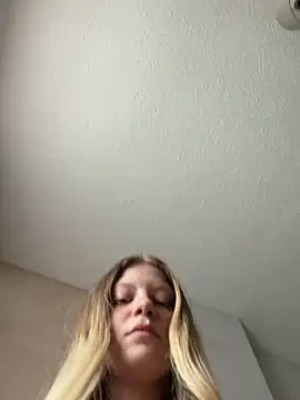 Paige love online show from March 10, 2026, 1:05 pm