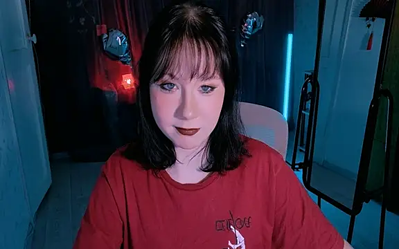 Snapshot of marty_bree chatting on May 10, 2026, 5:29 pm marty bree online show from May 10, 2026, 5:29 pm