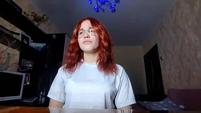 Snapshot of CalandraRolon chatting on February 10, 2026, 6:01 pm CalandraRolon online show from February 10, 2026, 6:01 pm