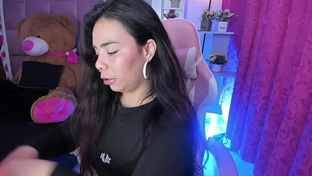 liany taylor online show from April 16, 2026, 2:56 am