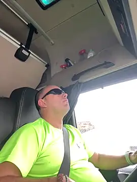 kipsy0 online show from April 7, 2026, 5:46 pm