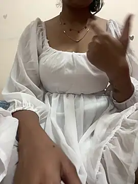 kavyababy00 online show from February 24, 2026, 5:22 pm