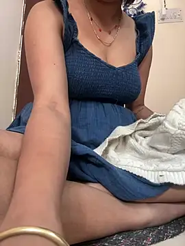 kavyababy00 online show from February 27, 2026, 5:29 am