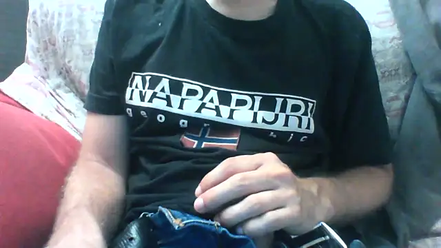 Snapshot of andre_italy chatting on June 4, 2026, 9:10 pm andre italy online show from June 4, 2026, 9:10 pm