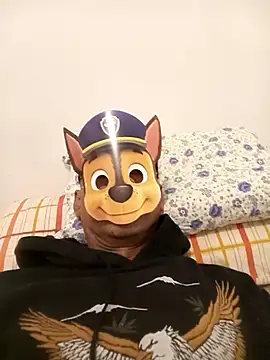 latinsexven online show from February 1, 2026, 11:58 pm