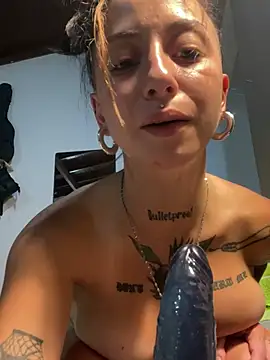 aixablackk online show from February 21, 2026, 11:39 pm