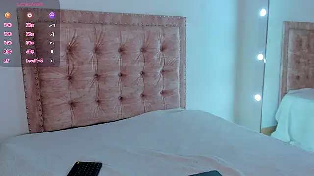 Jennifer Lee  online show from March 29, 2026, 3:17 am