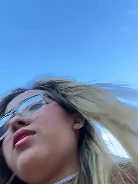 AryMoonxxx online show from February 18, 2026, 10:28 pm