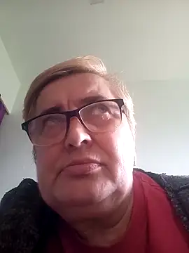 Snapshot of SusanStar874 chatting on April 27, 2026, 1:42 pm SusanStar874 online show from April 27, 2026, 1:42 pm