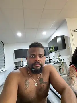 BigCatXLOfficial online show from April 3, 2026, 7:01 pm