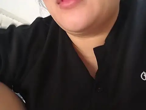 Snapshot of Thu_Hanoi_sweet_2026 chatting on February 6, 2026, 1:47 pm Thu Hanoi sweet 2026 online show from February 6, 2026, 1:47 pm