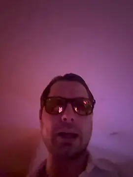 hottogetherNL online show from February 28, 2026, 10:11 pm