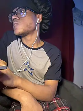 vexahleah online show from April 8, 2026, 4:12 am