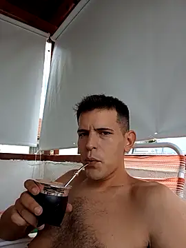 AmorSobra online show from February 16, 2026, 9:22 pm