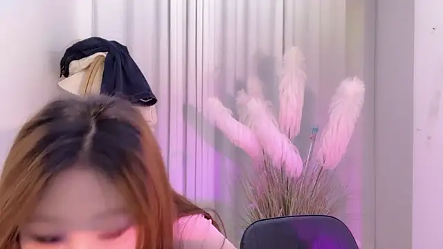 SM JIAJIA ZL online show from March 16, 2026, 6:01 pm