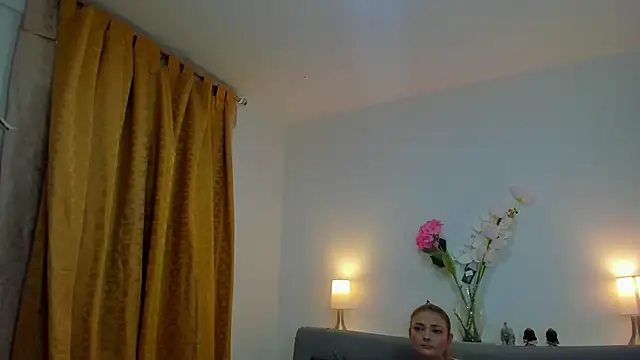 roxana sinsx online show from February 7, 2026, 12:25 am