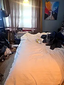 ctguybj online show from May 11, 2026, 4:59 pm