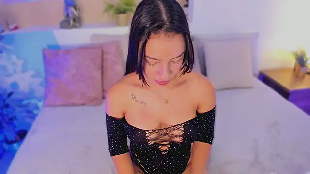 xiomara cortes online show from April 6, 2026, 7:48 pm