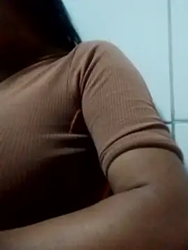 lorraine2036 online show from March 2, 2026, 9:21 pm