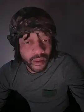 Snapshot of magic_man1085 chatting on February 1, 2026, 4:44 am magic man1085 online show from February 1, 2026, 4:44 am