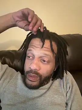 Snapshot of magic_man1085 chatting on February 9, 2026, 2:59 am magic man1085 online show from February 9, 2026, 2:59 am