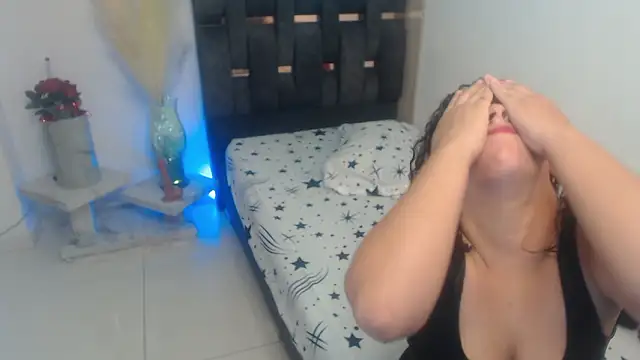 Barbara D Valencia online show from March 8, 2026, 3:27 pm