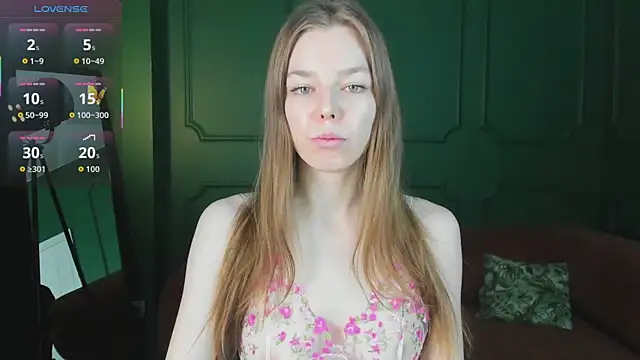  Tina Tayllor  online show from March 21, 2026, 6:11 pm