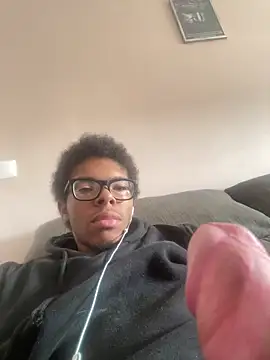 ELPikaPreta online show from February 26, 2026, 9:19 am