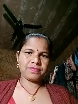 Pooja sahu online show from February 3, 2026, 5:49 am