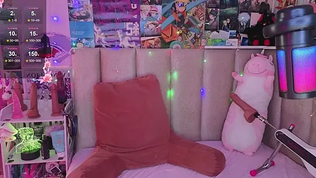 AnnaQuiin online show from February 15, 2026, 2:03 pm