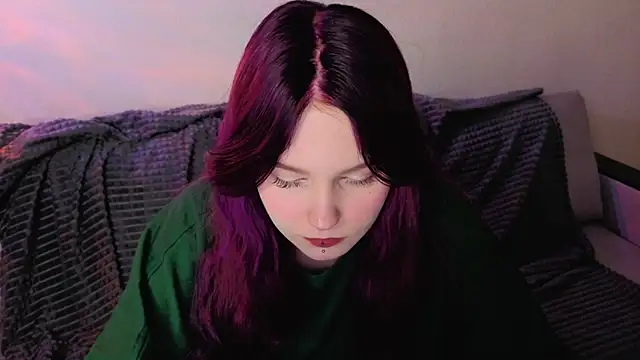 Julia Anis online show from April 1, 2026, 1:06 am