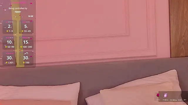 VivanWestwood online show from April 6, 2026, 5:14 pm