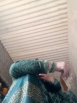 Lucky couple-1 online show from March 8, 2026, 4:38 am