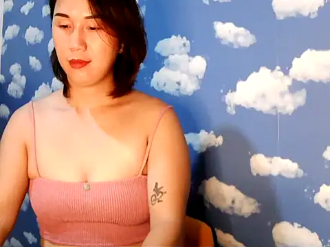 Snapshot of Kitty_Bear02 chatting on February 11, 2026, 2:44 pm Kitty Bear02 online show from February 11, 2026, 2:44 pm