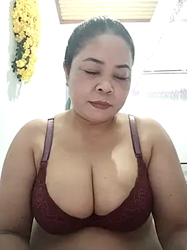 Baby-bigtits2026 online show from March 25, 2026, 1:50 pm