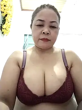 Snapshot of Baby-bigtits2026 chatting on April 26, 2026, 10:24 am Baby-bigtits2026 online show from April 26, 2026, 10:24 am