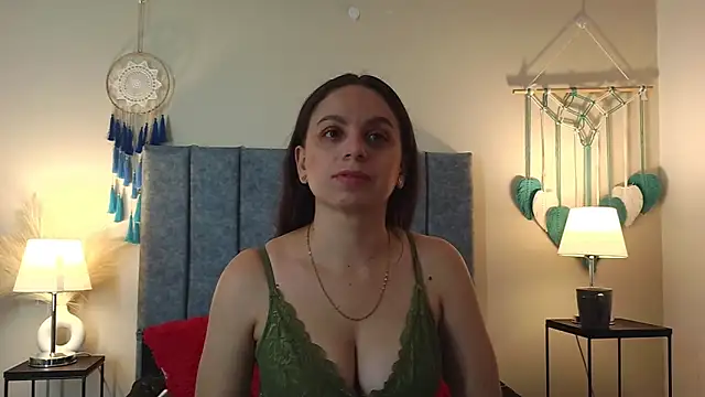 NatalyGuzman26 online show from March 1, 2026, 5:26 pm
