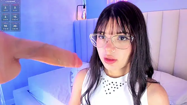 cherry monroe online show from February 6, 2026, 10:40 am