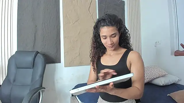 marian rios online show from February 15, 2026, 11:19 am