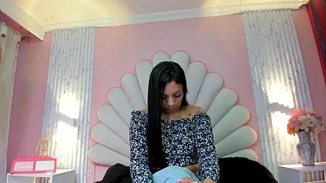 Snapshot of Kateemos chatting on March 5, 2026, 2:02 pm Kateemos online show from March 5, 2026, 2:02 pm